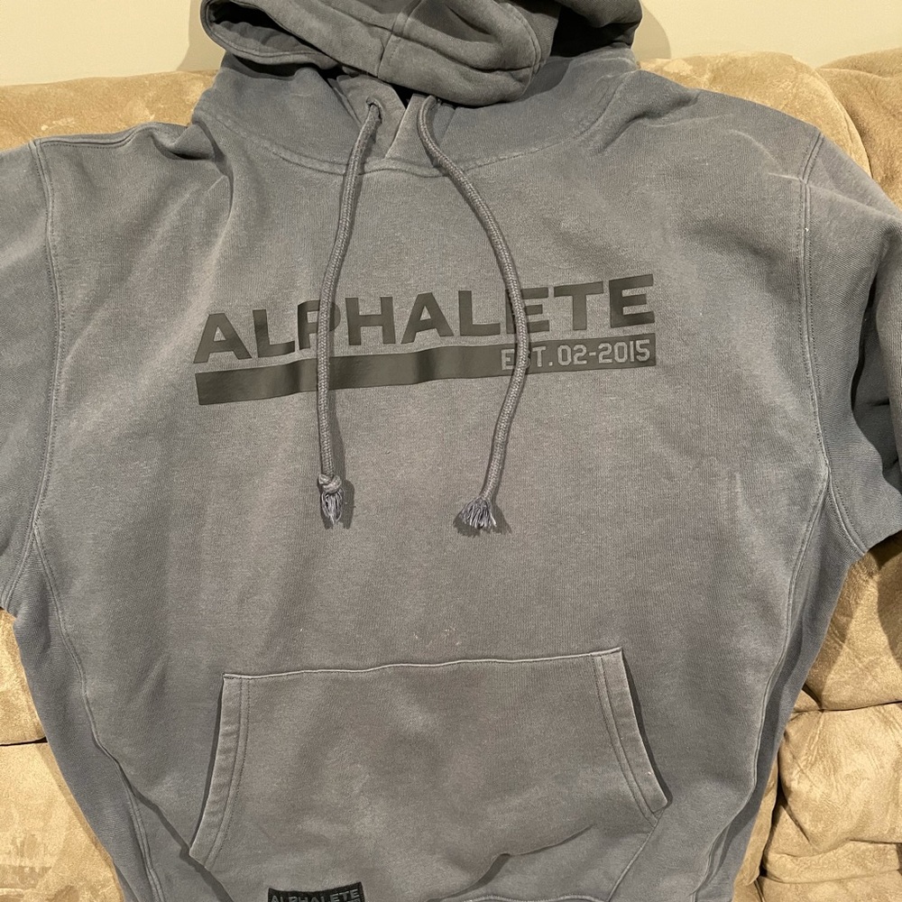 Alphalete hoodie